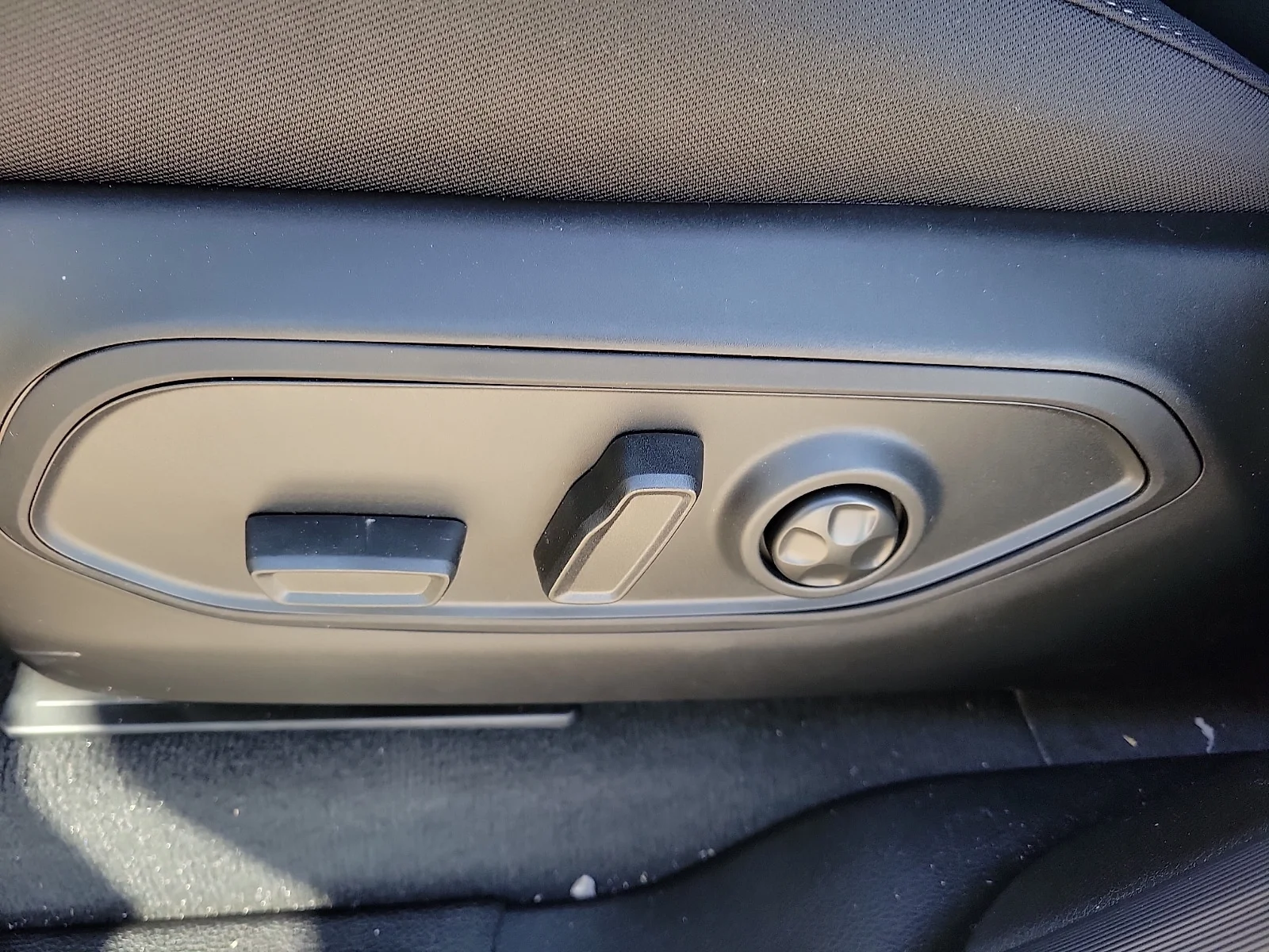 New 2025 PAS Baltic Grey Jeep LAREDO 4X4 image 13