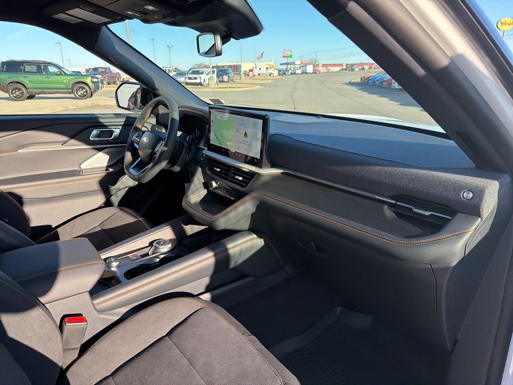 New 2026 Star White Metallic Tri-Coat Ford Tremor® image 22