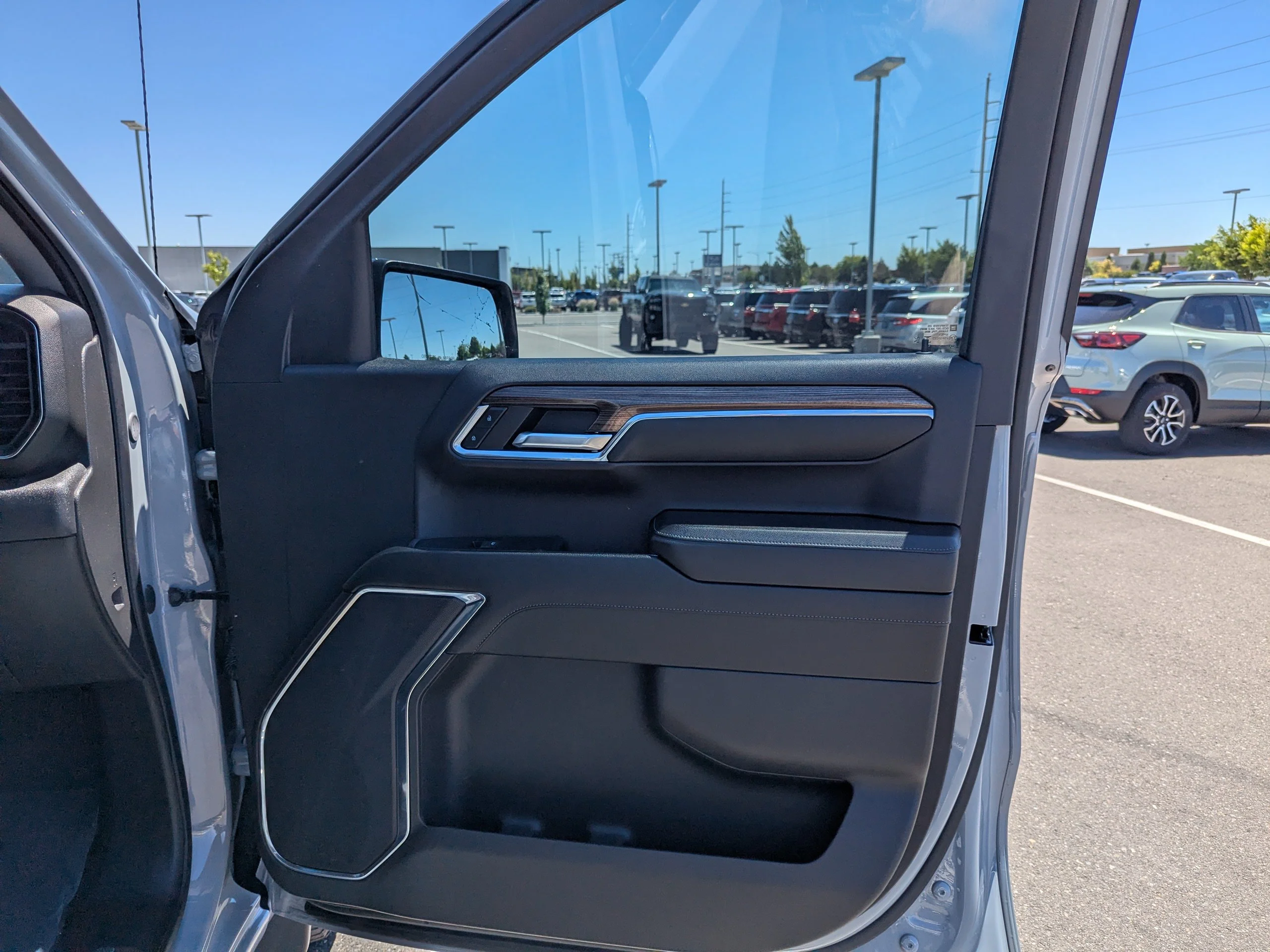 2024 Chevrolet Silverado 1500 LT - Photo 40