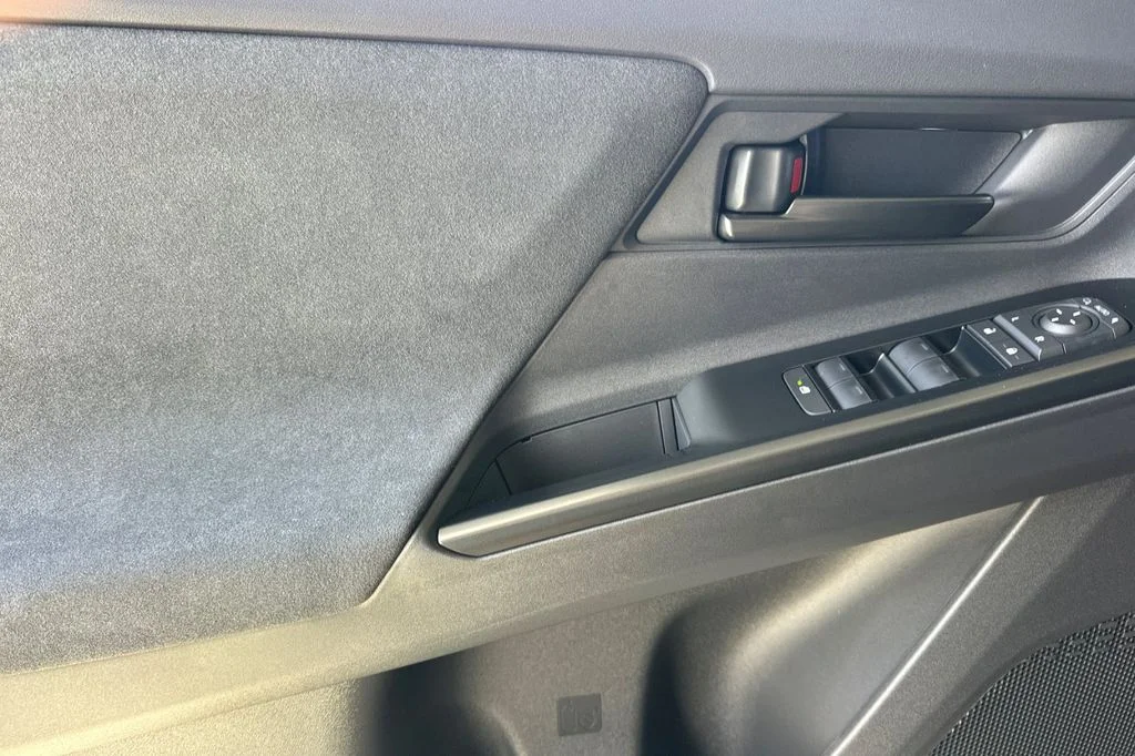New 2026 Overcast Toyota  SE image 11