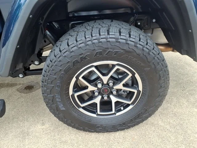 Used 2025 Blue Jeep Rubicon image 18
