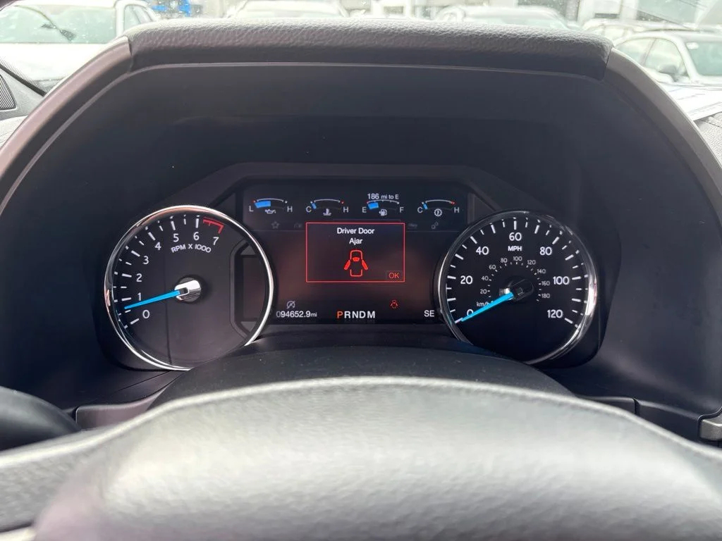 Used 2019 Stone Gray Metallic Ford XLT image 17
