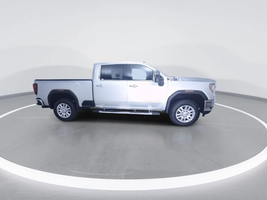 Used 2023 Silver GMC SLT image 2