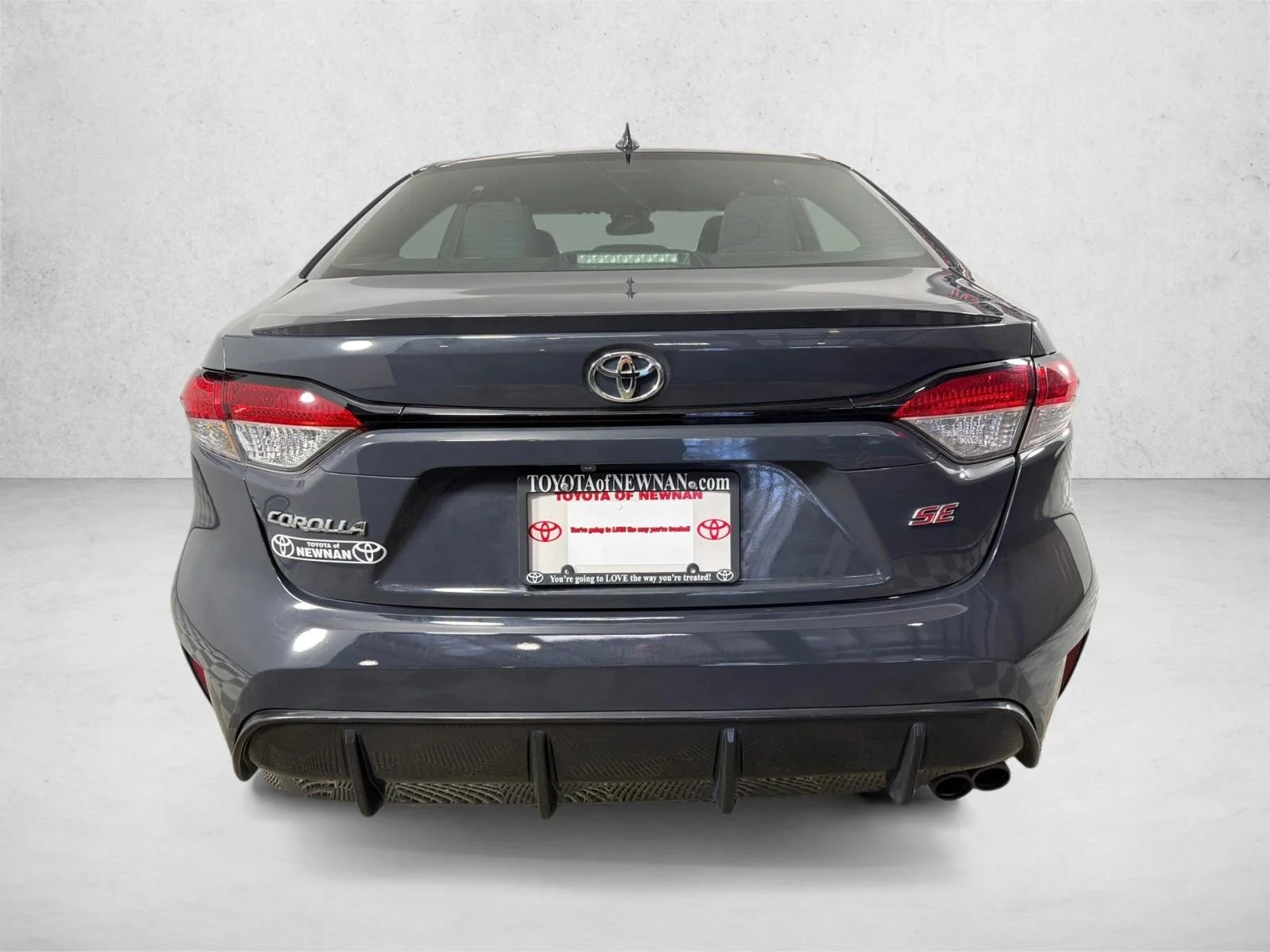 Used 2024 Gray Toyota SE image 4