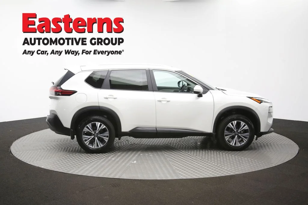 Used 2023 White Nissan SV image 46