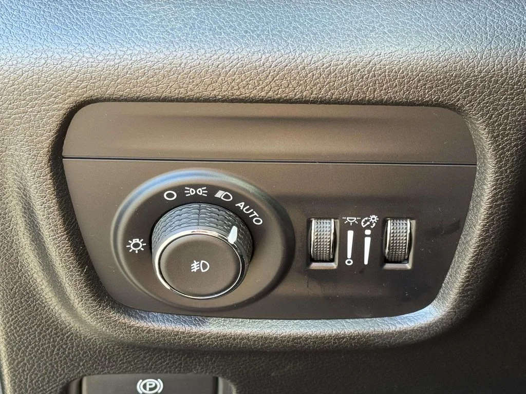 Used 2024 Red Jeep Limited image 28