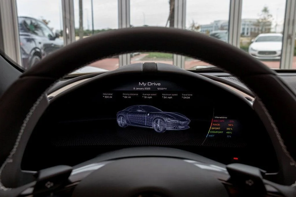 Used 2024 Bianco Avus Ferrari  image 24
