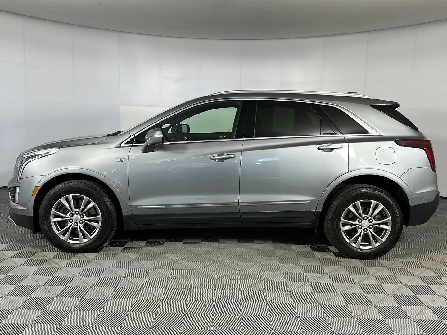 Used 2023 Argent Silver Metallic Cadillac AWD Premium Luxury image 5