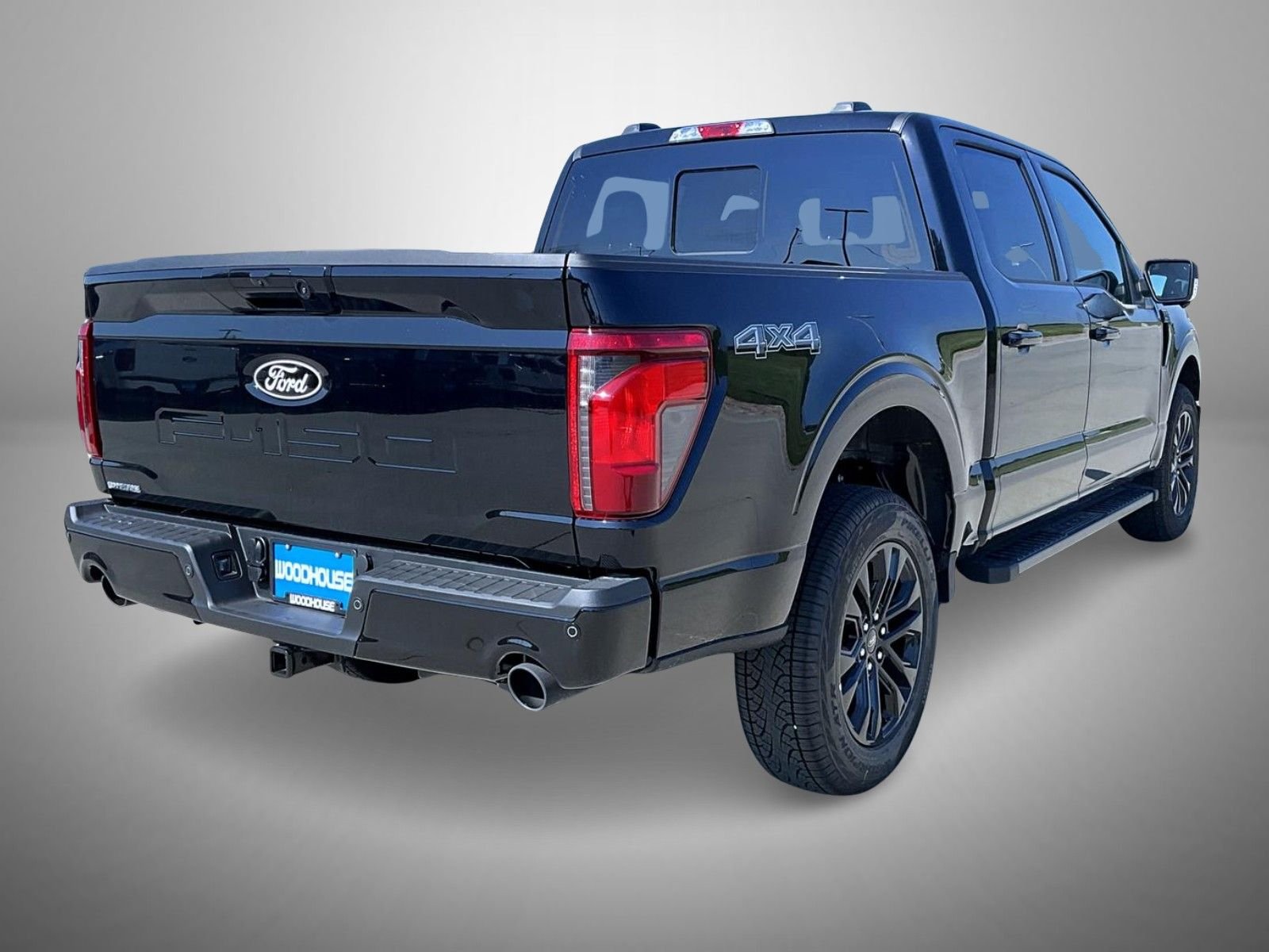 New 2026 Agate Black Metallic Ford XLT image 5