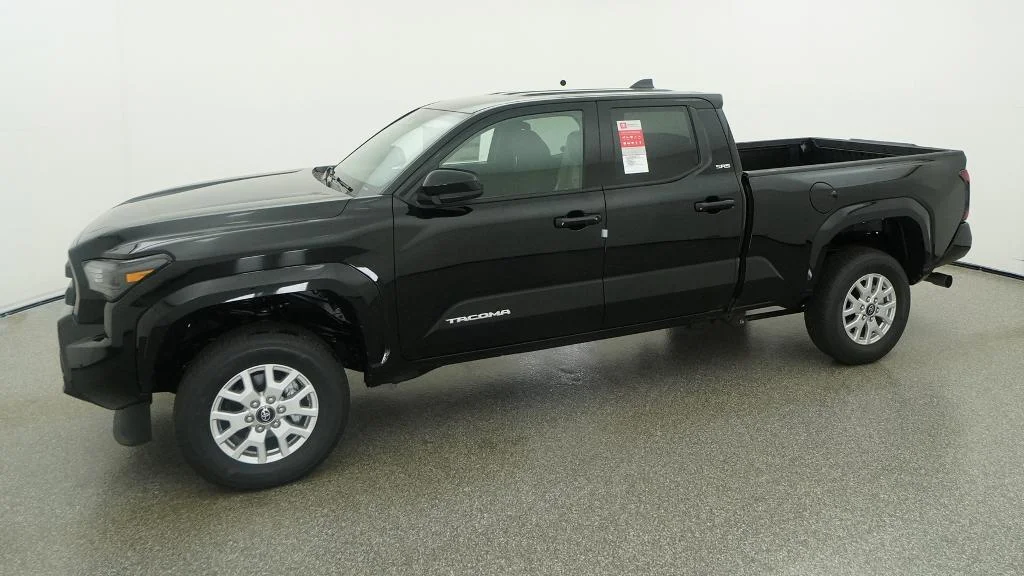 New 2026 Black Toyota SR5 image 5