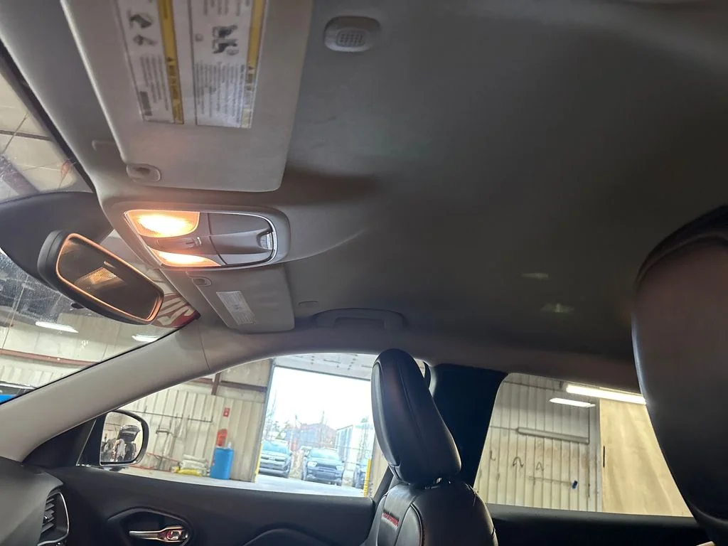 Used 2020 Black Jeep Trailhawk image 13