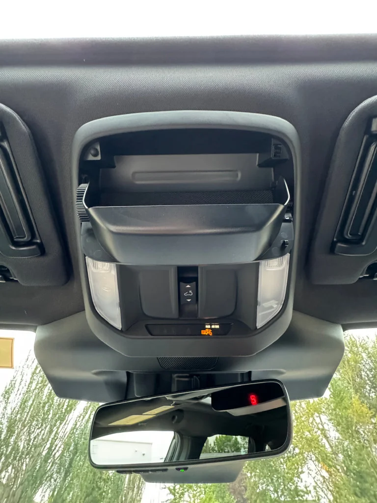 New 2026 CRYSTAL BLACK SILICA Subaru Limited Hybrid image 23