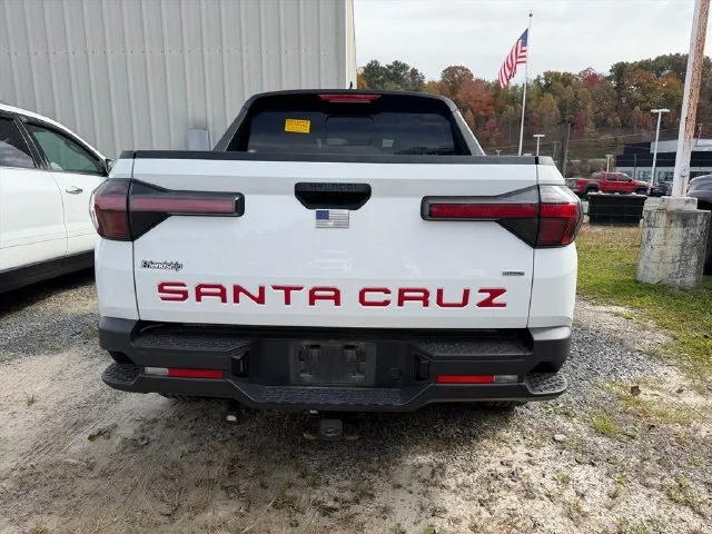 Used 2023 White Hyundai SEL image 19