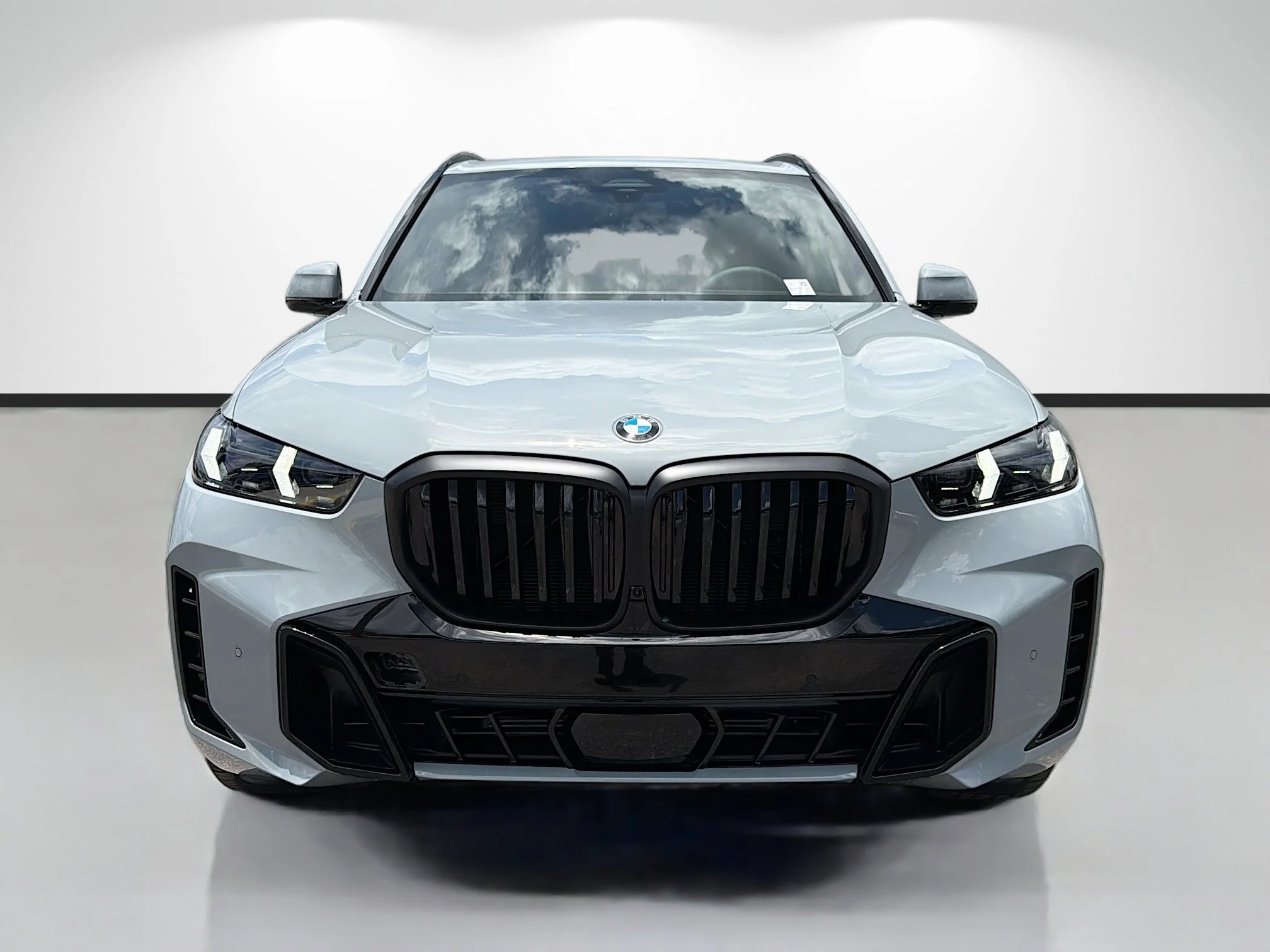 New 2026 Brooklyn Grey Metallic BMW sDrive40i image 8