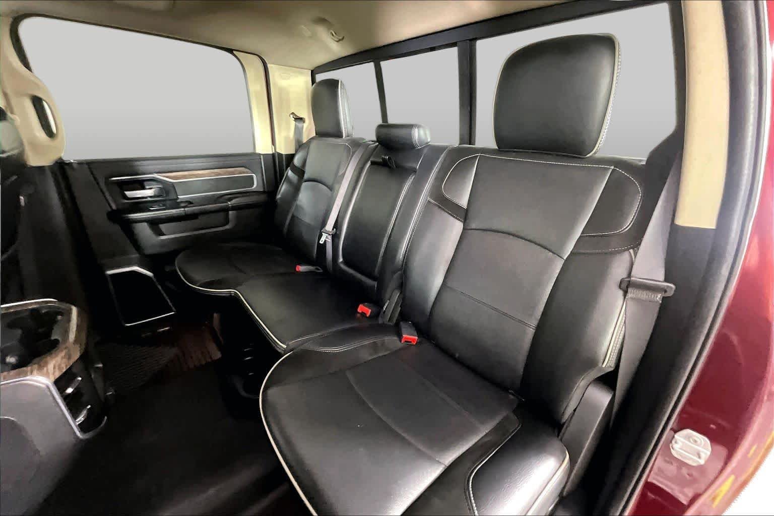 Used 2021 Delmonico Red Pearlcoat Ram Laramie image 18