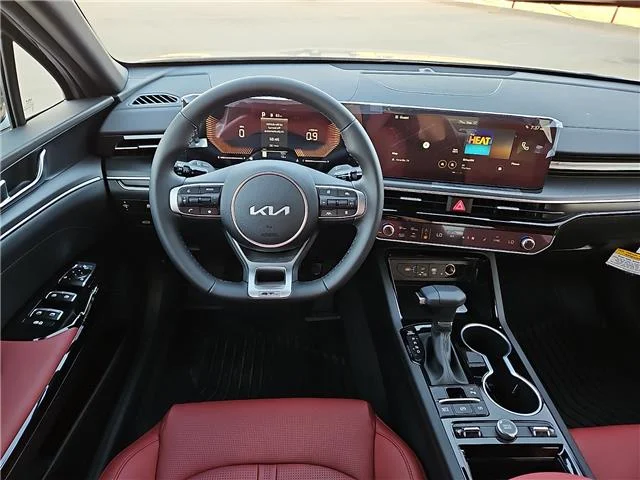 New 2026 Wolf Gray KIA GT-Line Front-Wheel Drive image 8