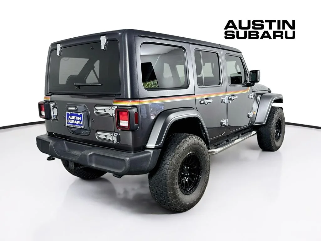 Used 2021 Gray Jeep Unlimited Willys image 7