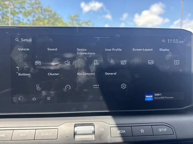 Certified Used 2025 Snow White Pearl Kia LXS image 48