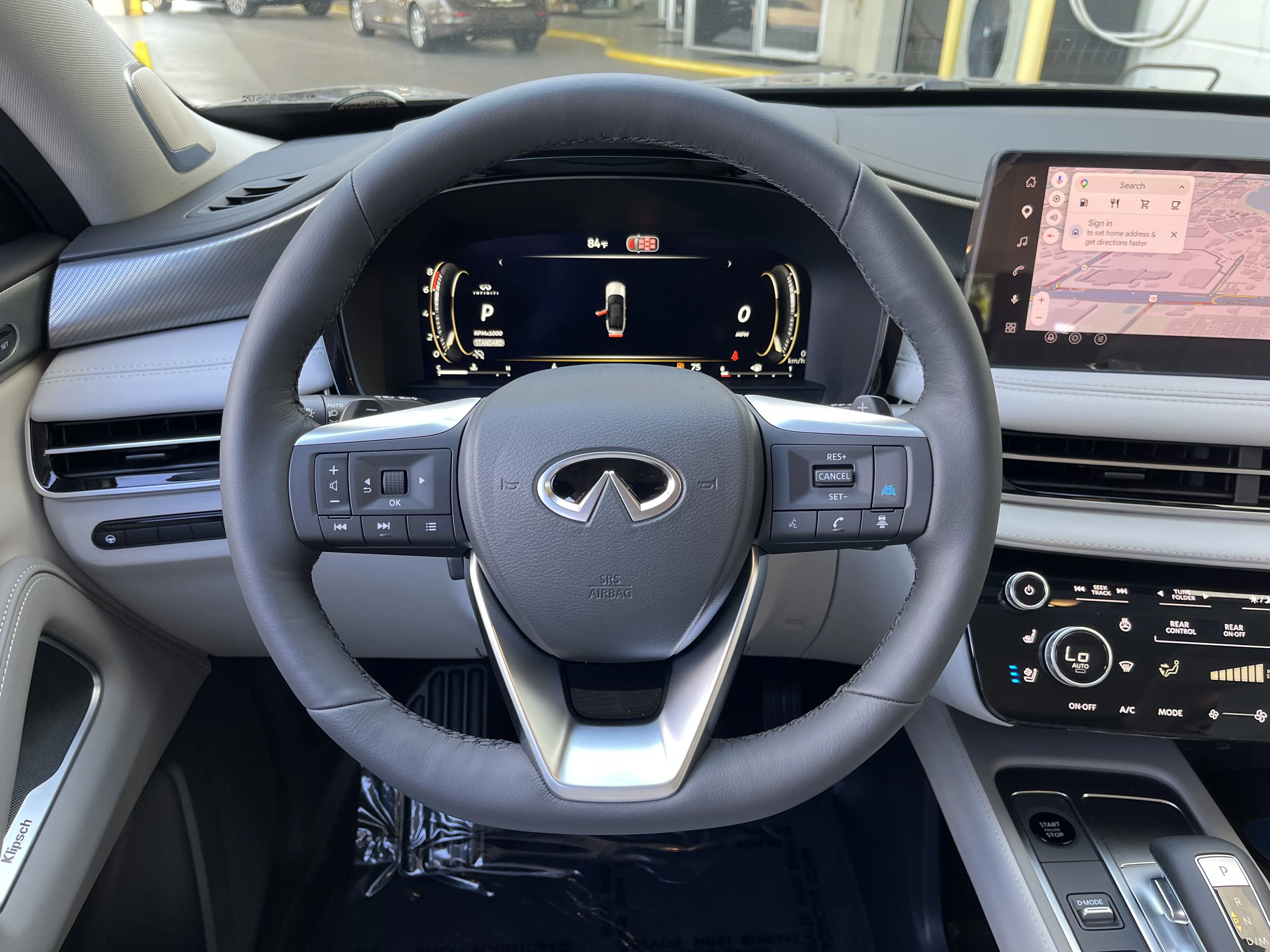 New 2027 Mineral Black INFINITI LUXE image 17