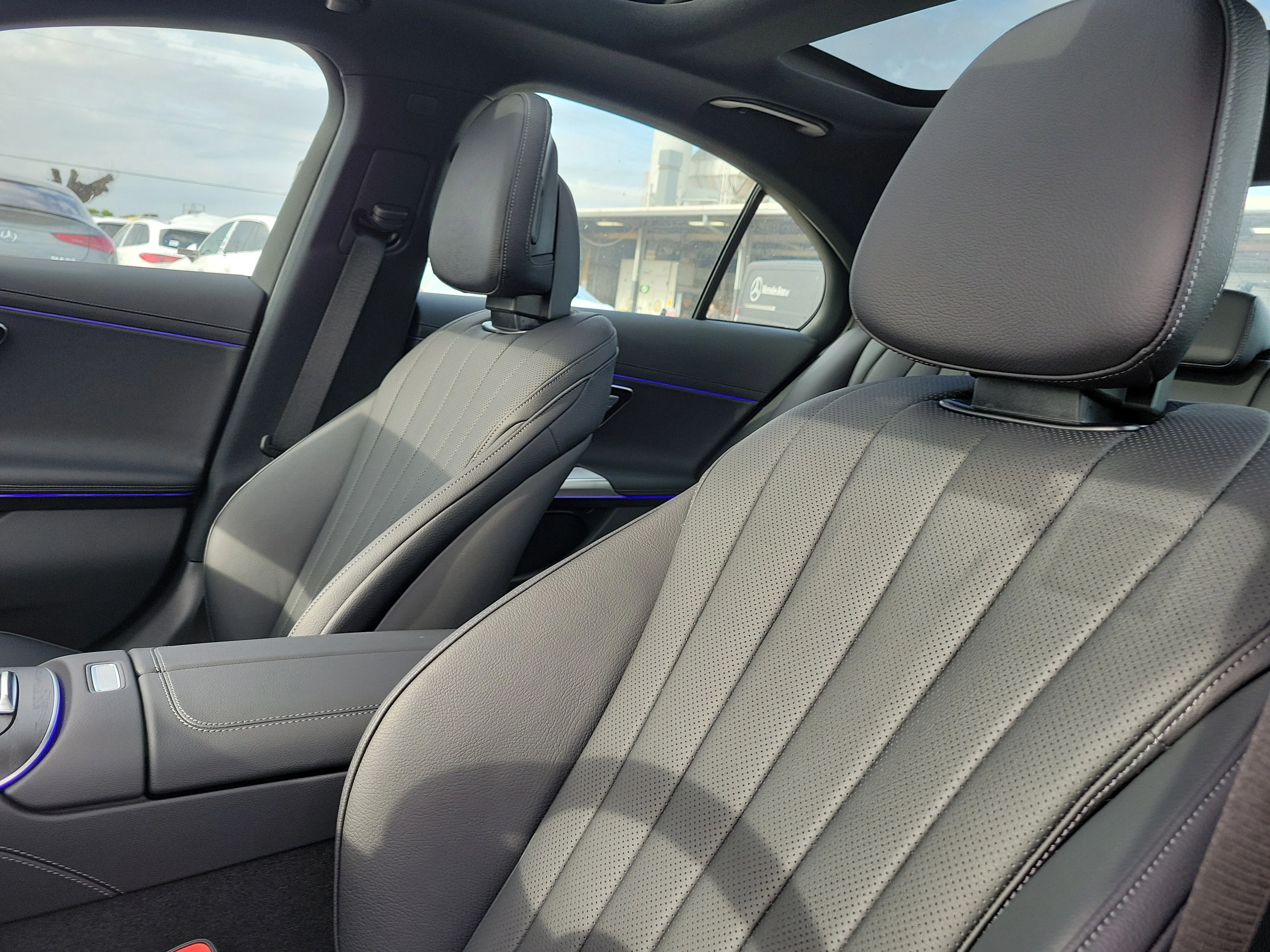 2026 Mercedes-Benz E-Class E350 - Photo 50