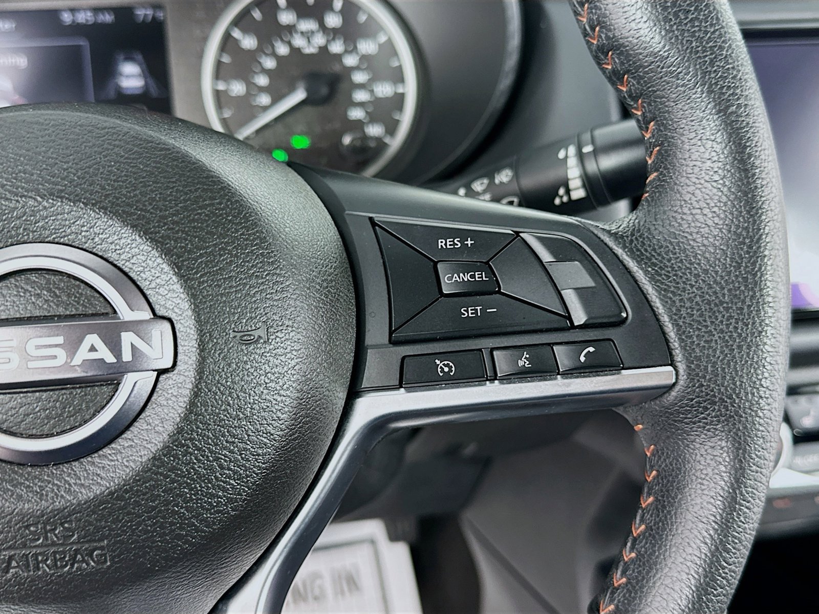 2024 Nissan Versa Sedan SR - Photo 14