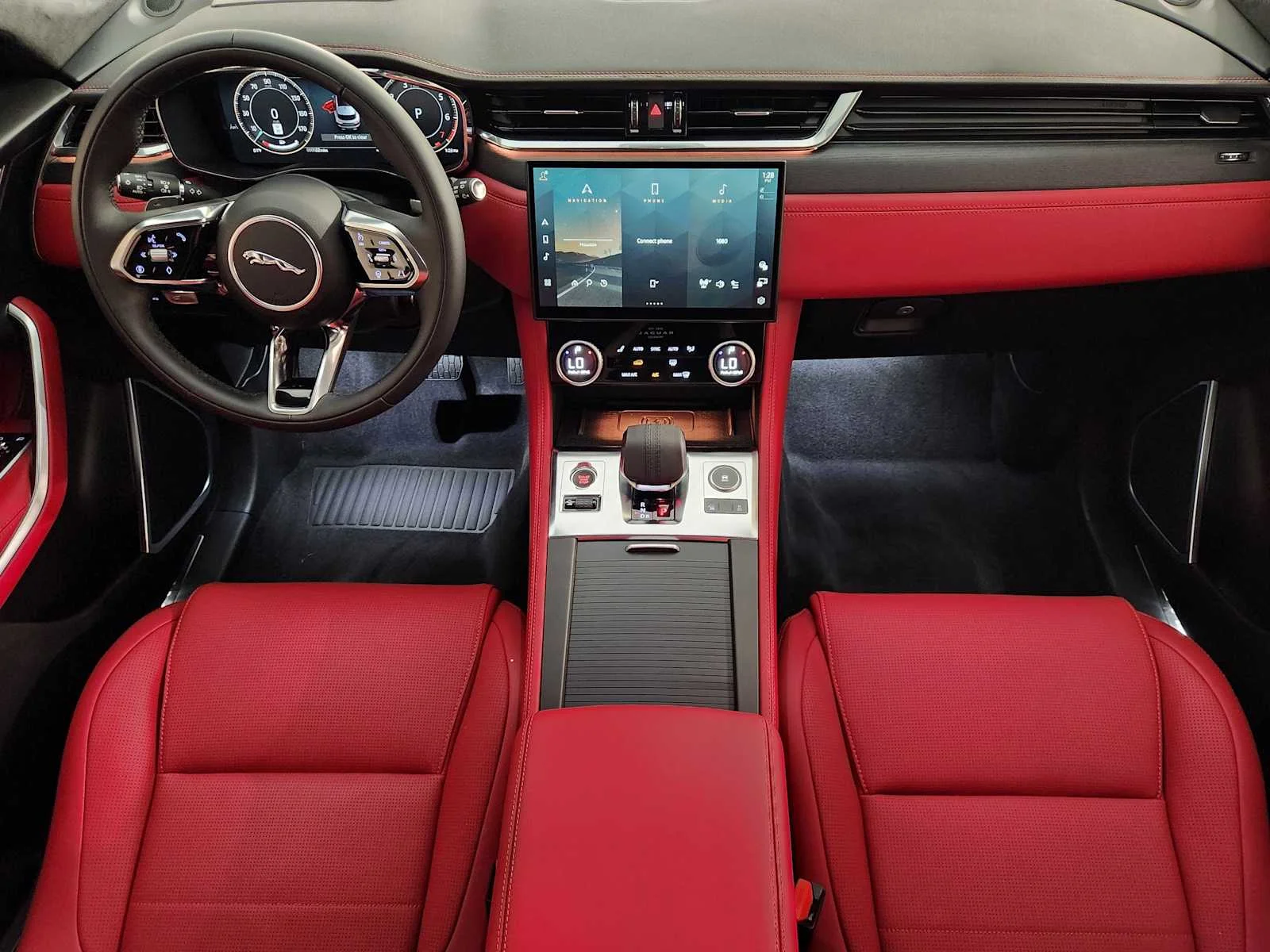 New 2026 Eiger Grey Metallic Jaguar R-Dynamic S image 5