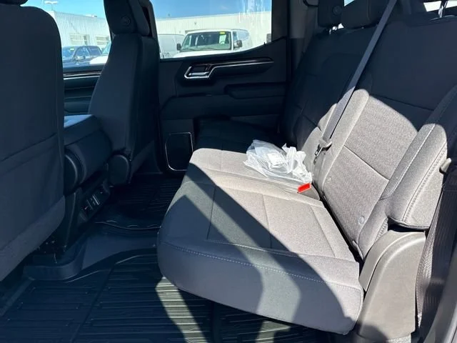New 2026 Summit White GMC SLE image 28