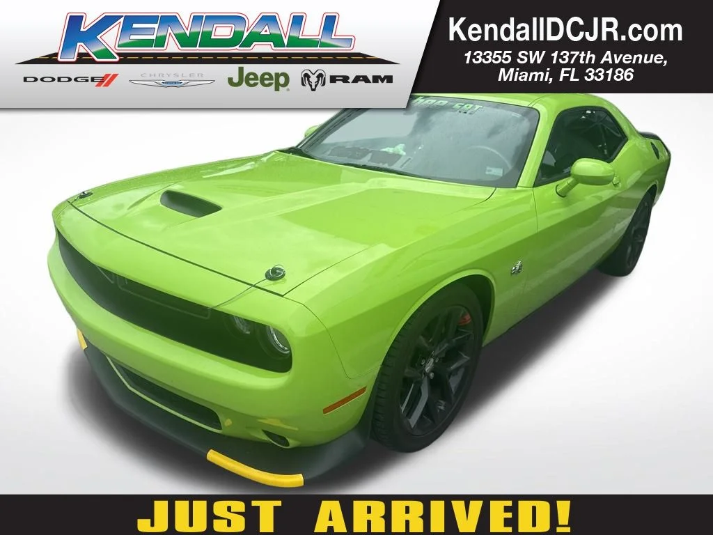 2023 Dodge Challenger R/T's photo