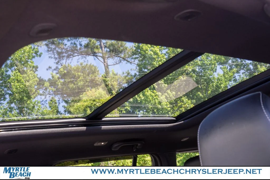 Certified Used 2025 Silver Zynith Jeep Limited image 18