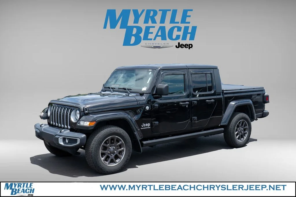 Used 2021 Black Clearcoat Jeep Overland image 2