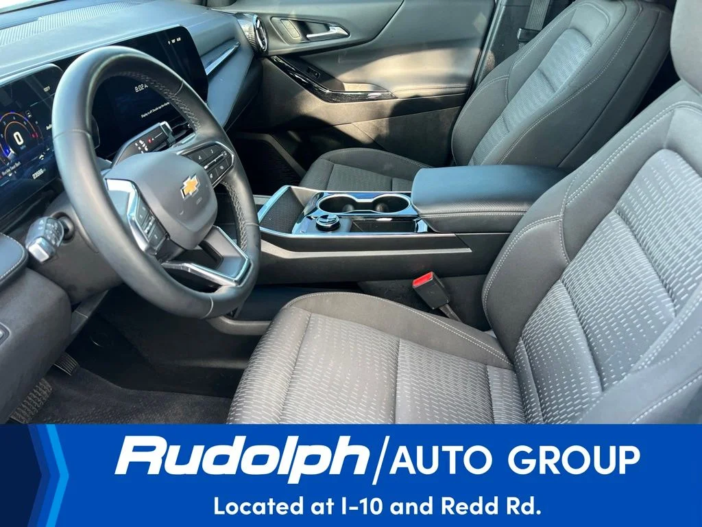 Used 2026 White Chevrolet LT image 17