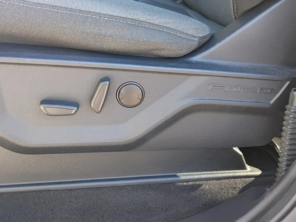 Used 2023 White Ford XL image 21