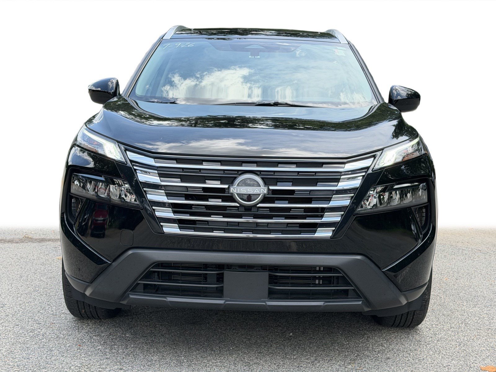 Used 2025 Super Black Nissan SV image 29