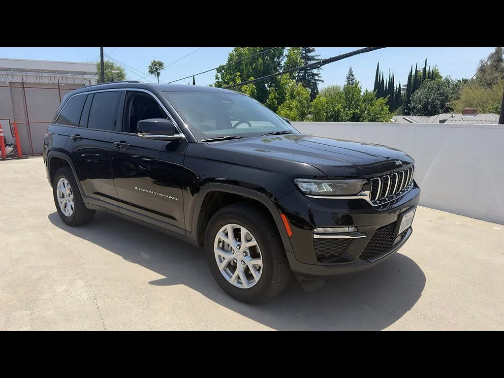 2023 Jeep Grand Cherokee Limited 4x4's photo