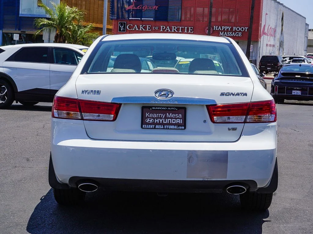 Used 2006 White Hyundai GLS V6 image 5