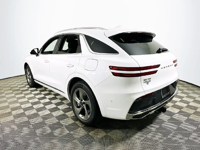 New 2026 White Genesis 2.5T Advanced image 6