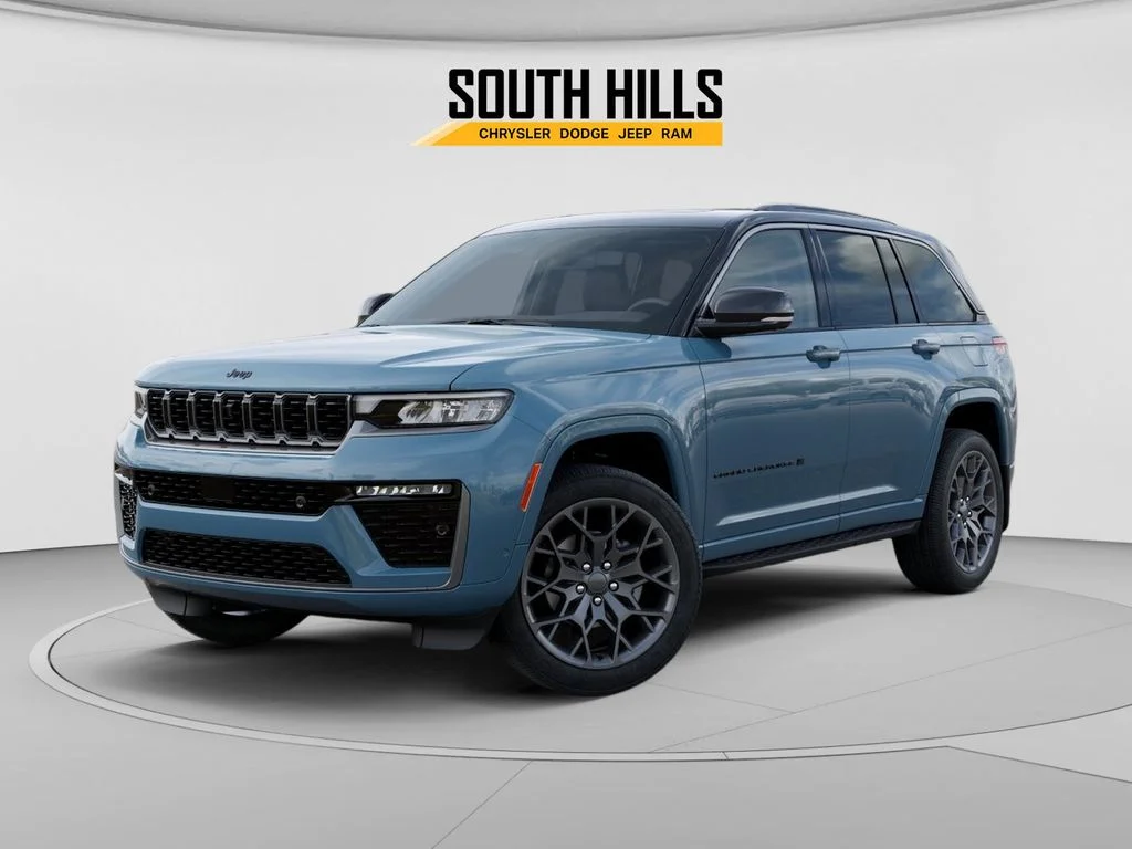 2026 Jeep Grand Cherokee Summit 4x4's photo