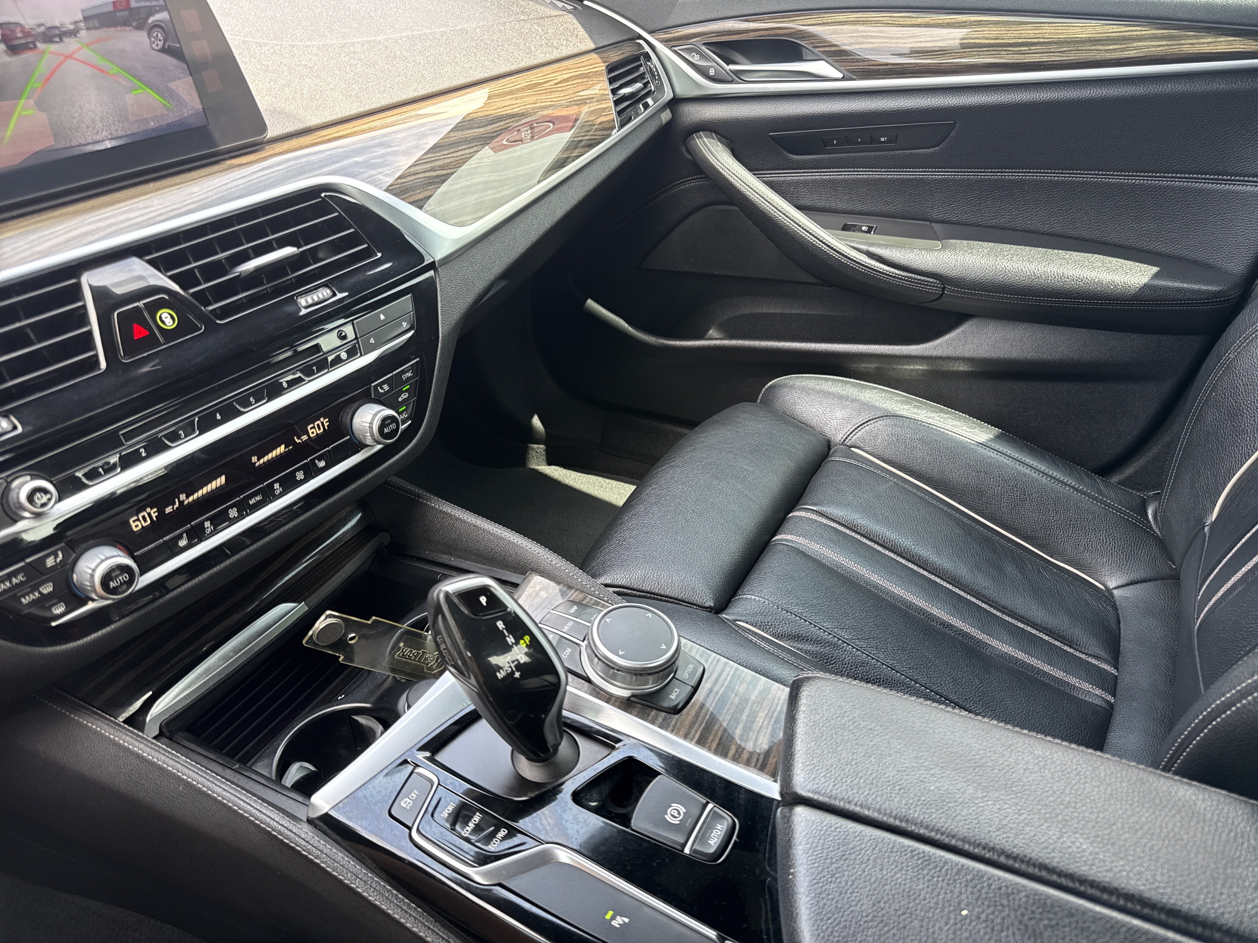 Used 2018 Black Sapphire Metallic BMW  image 22