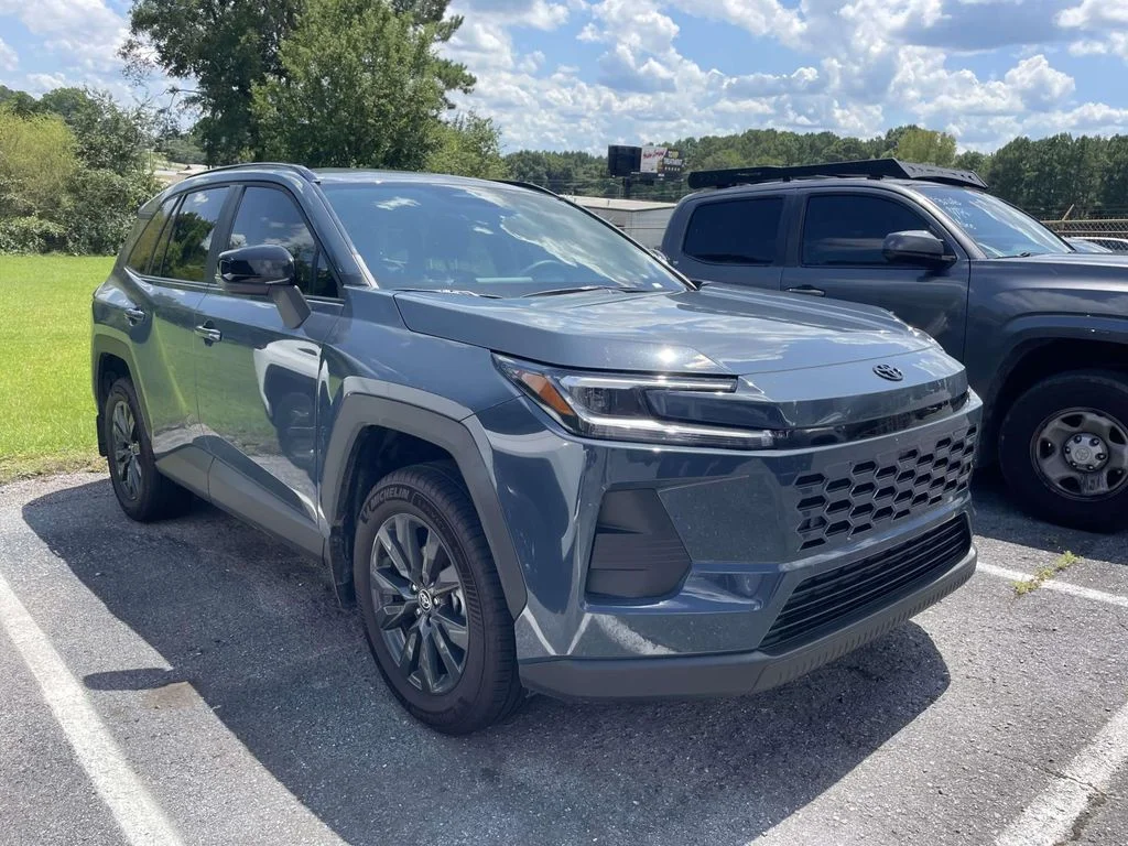 Used 2026 Storm Cloud Toyota XLE Premium image 2