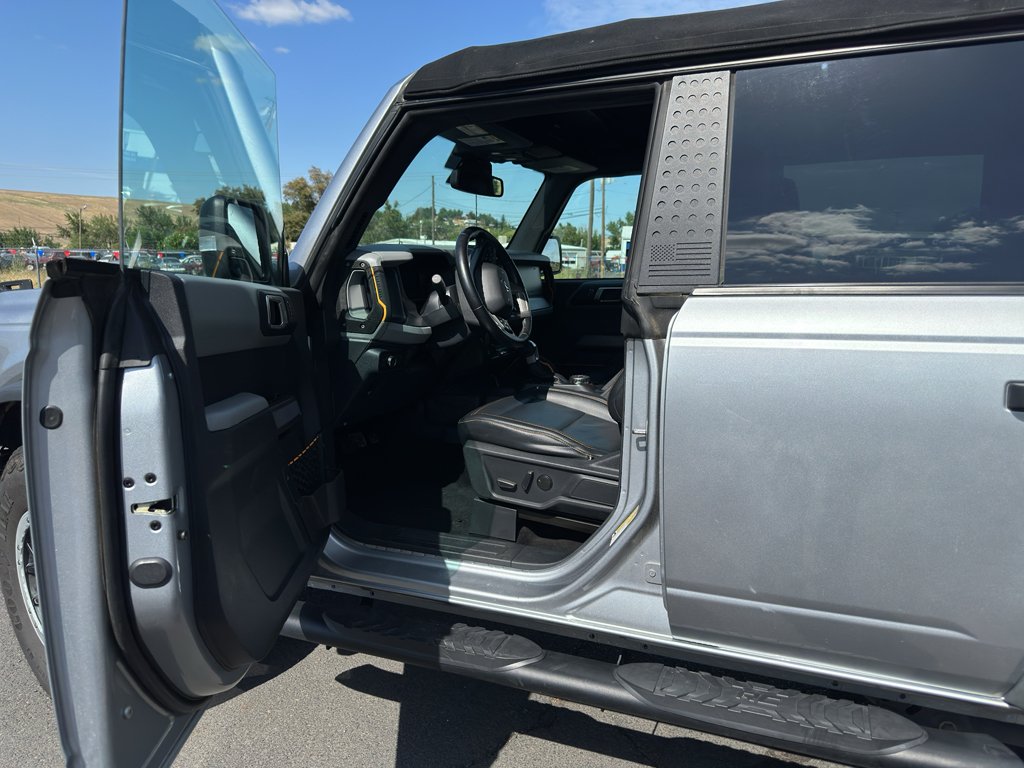 Used 2022 Iconic Silver Ford Badlands image 4