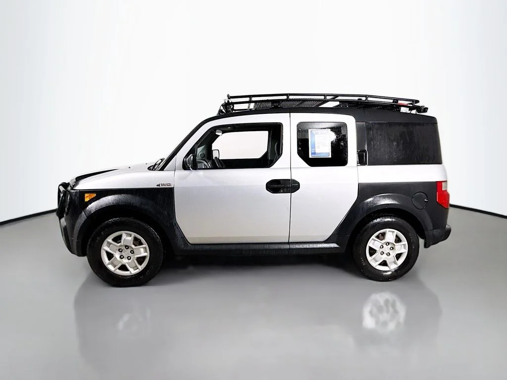 Used 2008 Alabaster Silver Metallic Honda LX image 4