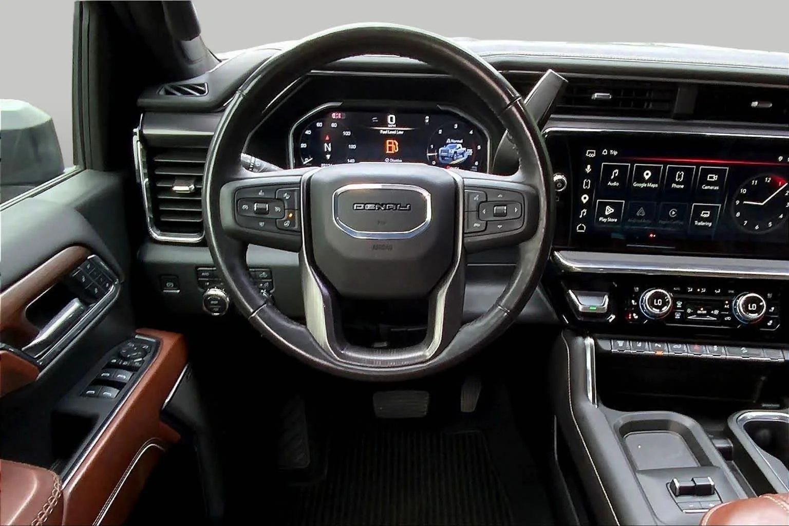 Used 2024 Sterling Metallic GMC Denali Ultimate image 9