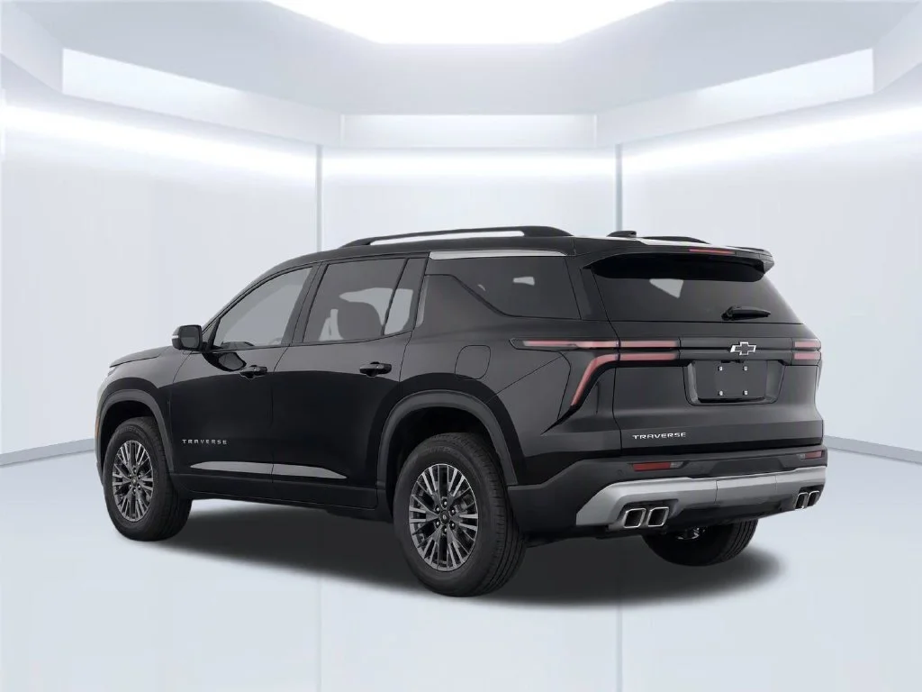 Used 2024 Black Chevrolet LT image 5
