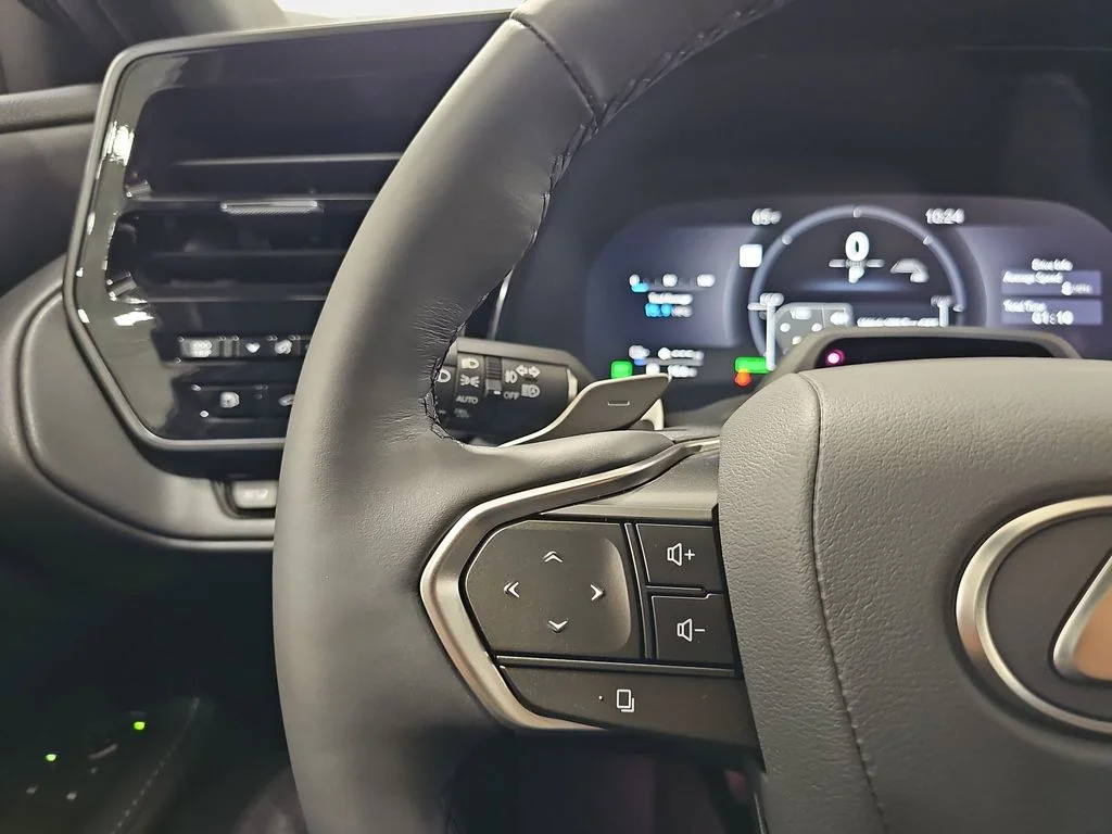 New 2026  Lexus 550h+ Luxury image 15
