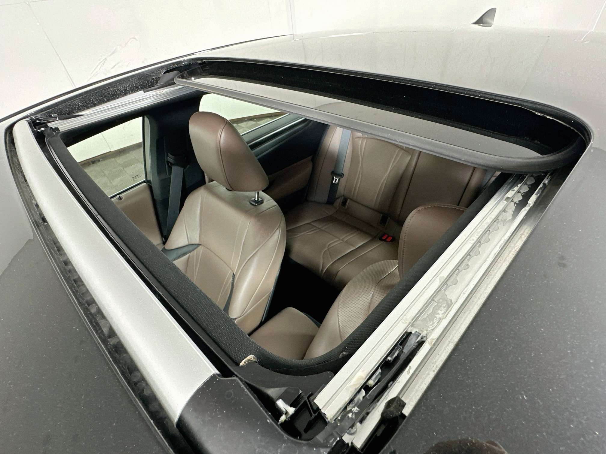 Used 2025 Caviar Lexus ES 300h Luxury image 20
