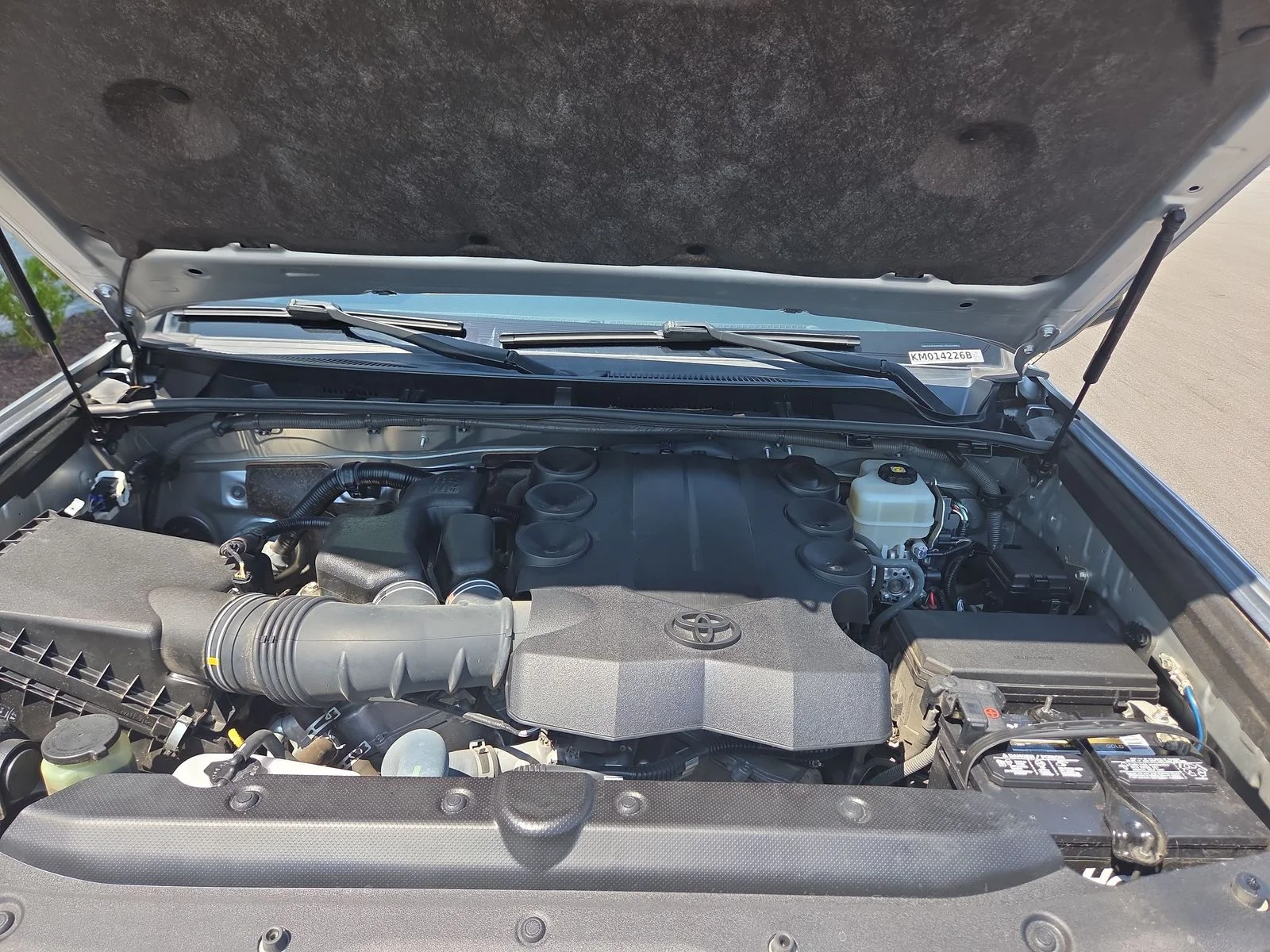 Used 2020 Classic Silver Metallic Toyota SR5 image 23