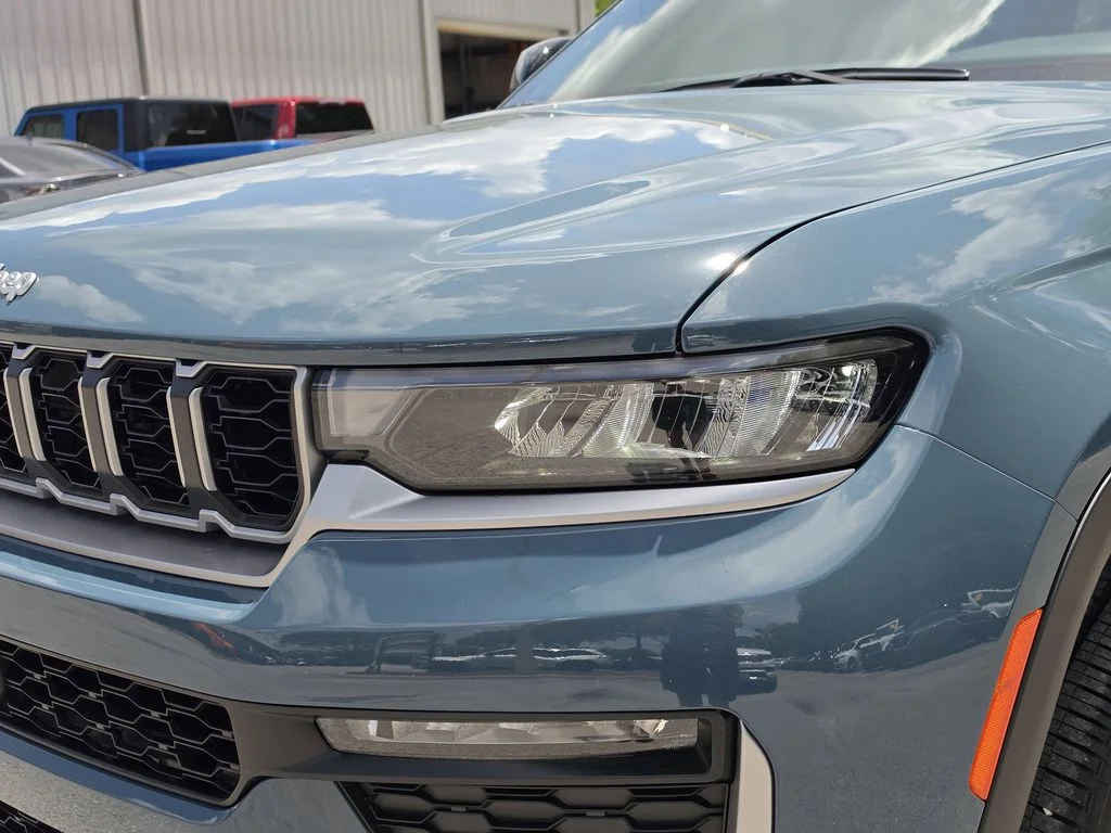 New 2026 Steel Blue Exterior Paint Jeep Limited image 7
