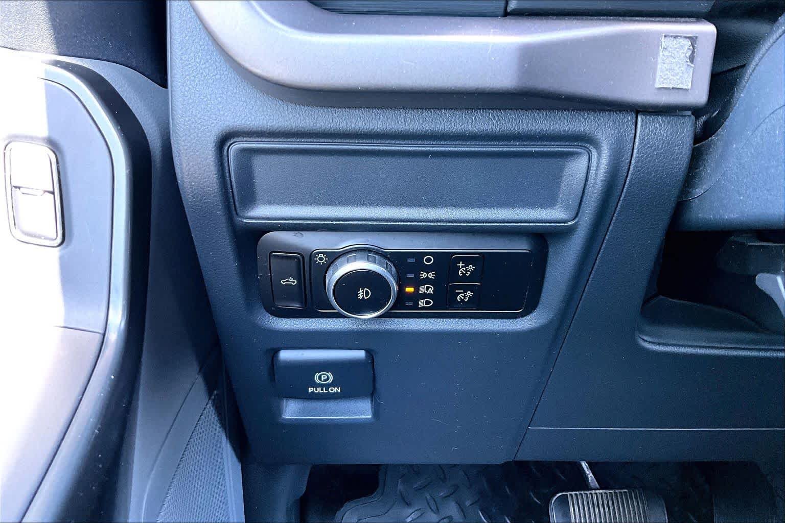 Used 2024 Agate Black Metallic Ford XL image 31