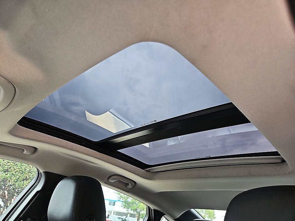Used 2018 Nightfall Gray Metallic Chevrolet LT image 18