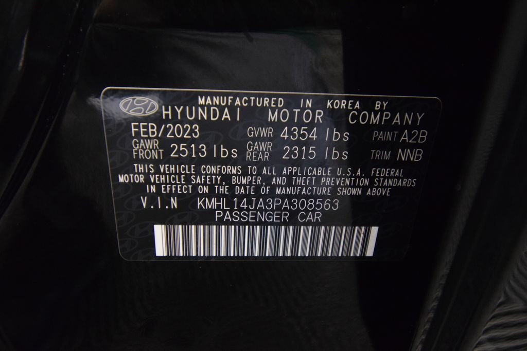 Used 2023 Onyx Black Hyundai SEL image 31